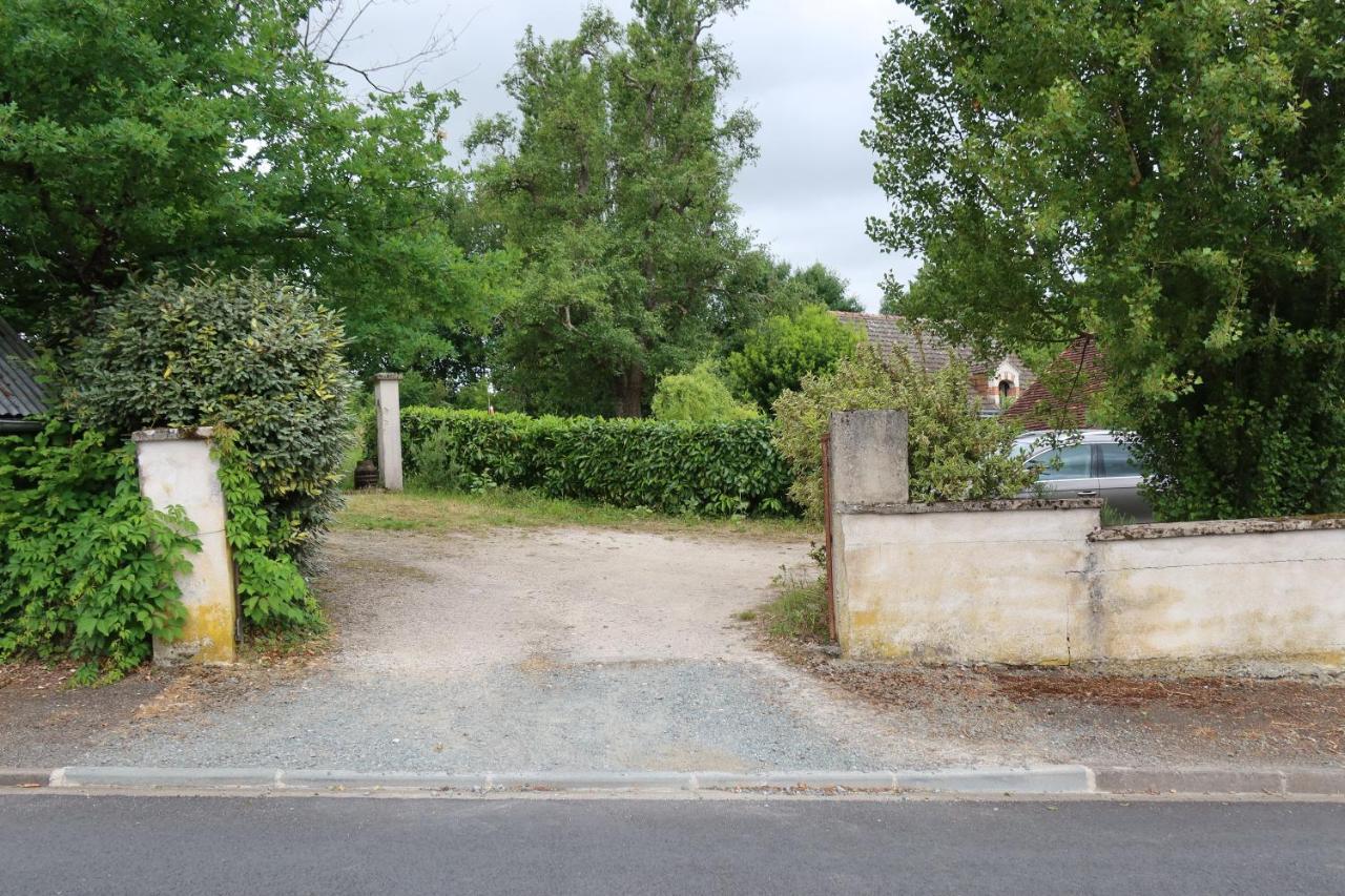 Pres Des Chateaux De La Loire Et Du Zoo De Beauval Céré-la-Ronde Exteriör bild